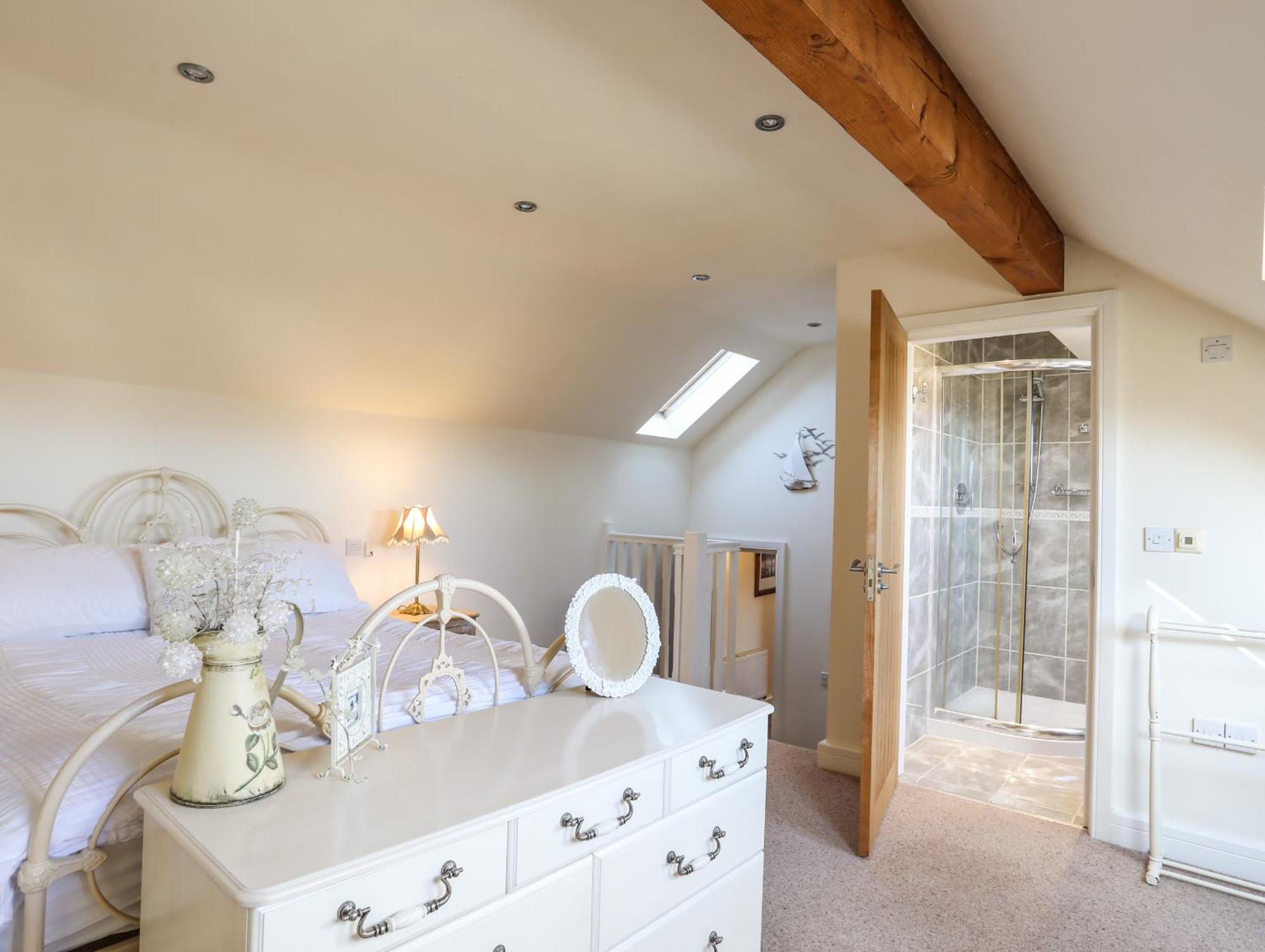 Вилла Cosy Barn Dwyran Экстерьер фото